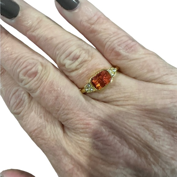 Minimalist Electroplated Gold Ring with Ruby Stone - Picture 5 of 7